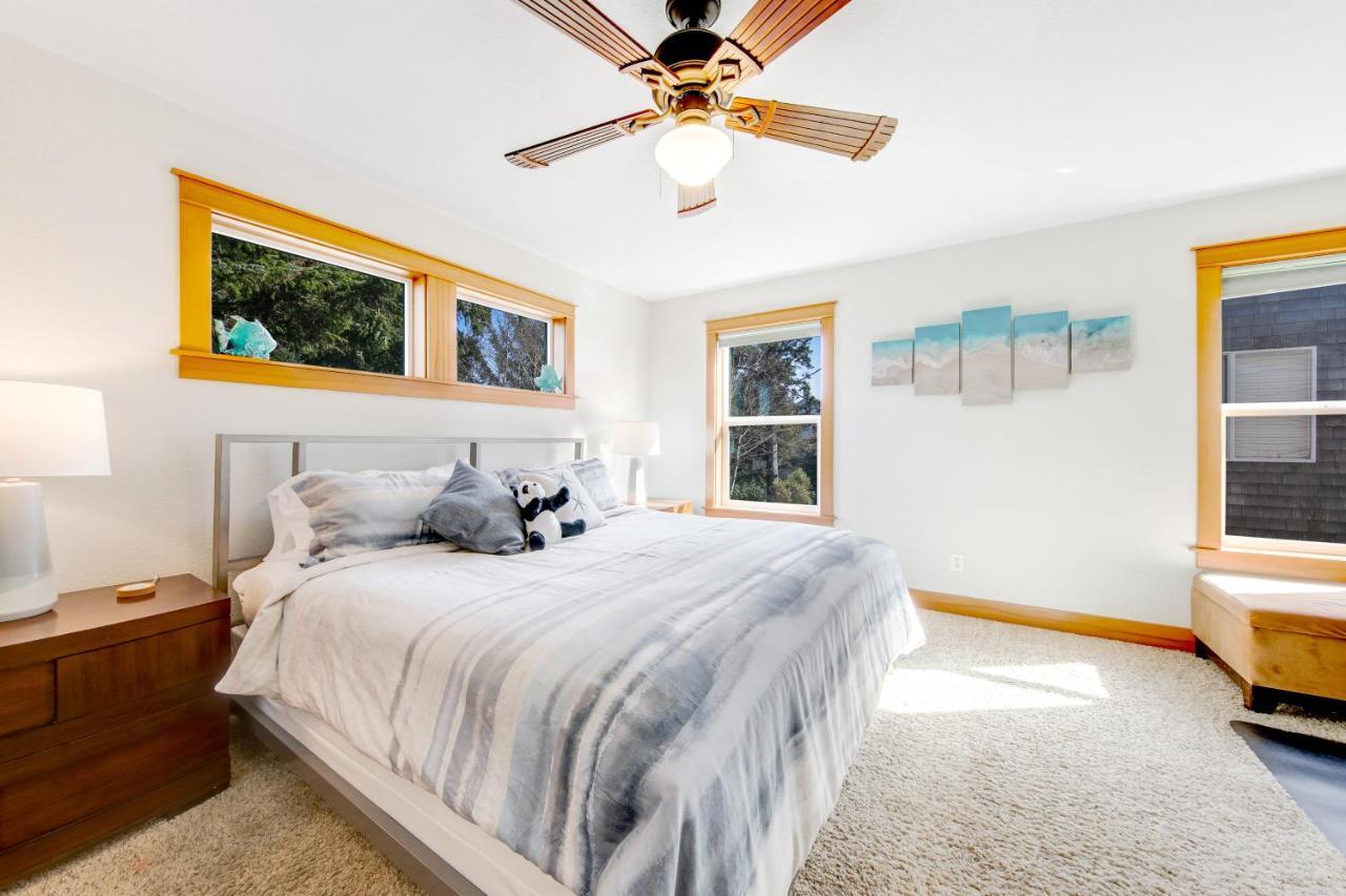 Villa Blue Wave Heights Lincoln City Esterno foto